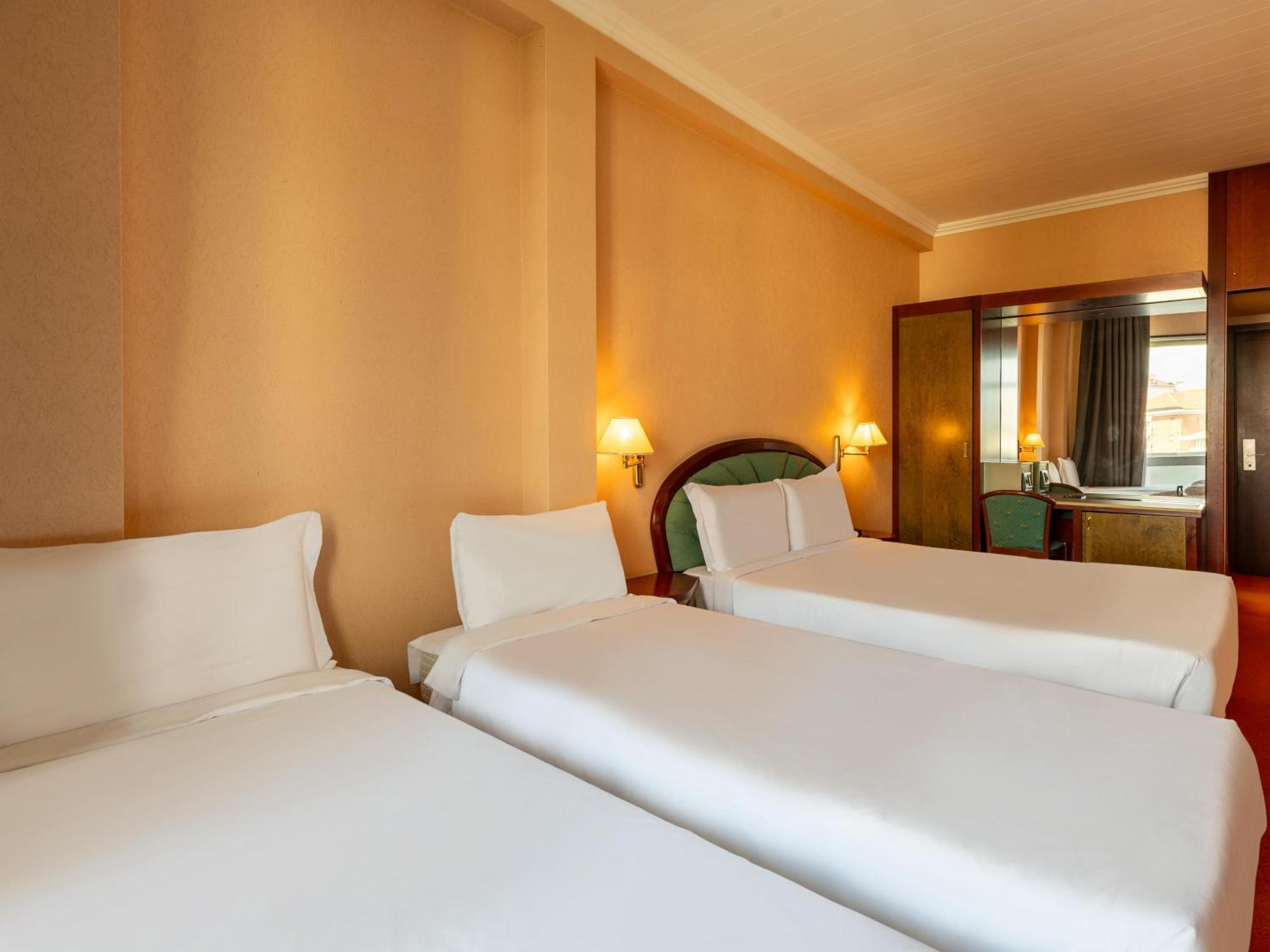 B&B Hotel Borgaro Torinese Extérieur photo