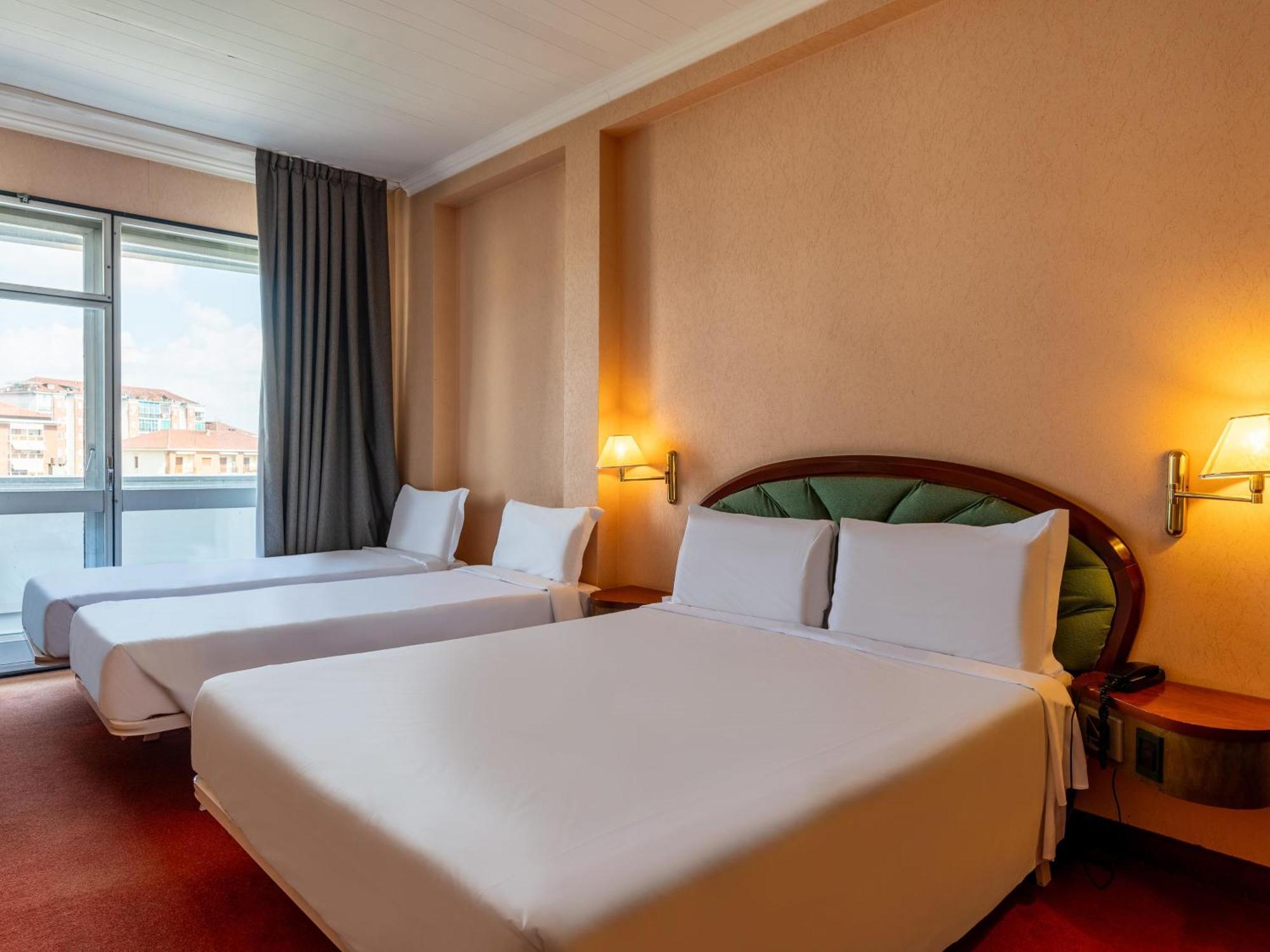 B&B Hotel Borgaro Torinese Extérieur photo